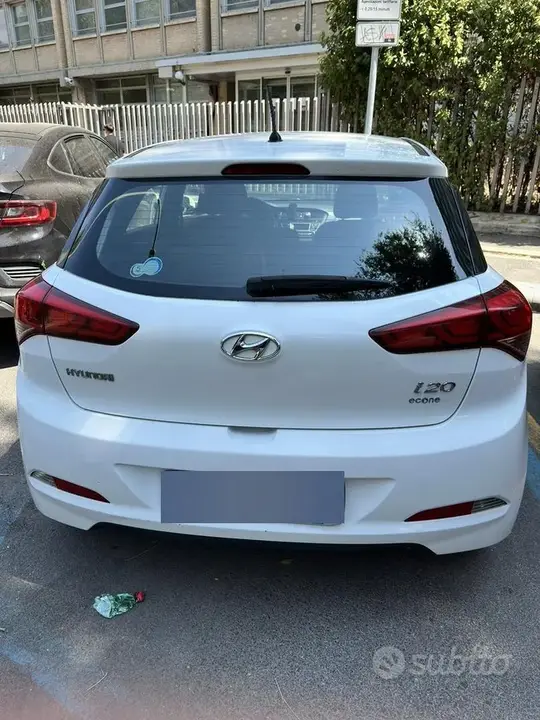Hyundai I20 2017 photo 4