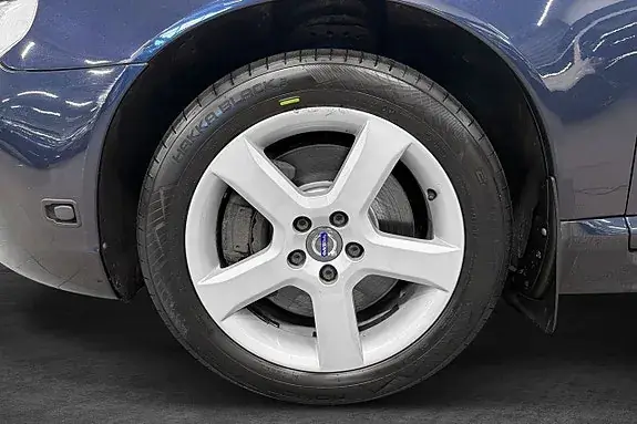 Volvo V70 2015 photo 2