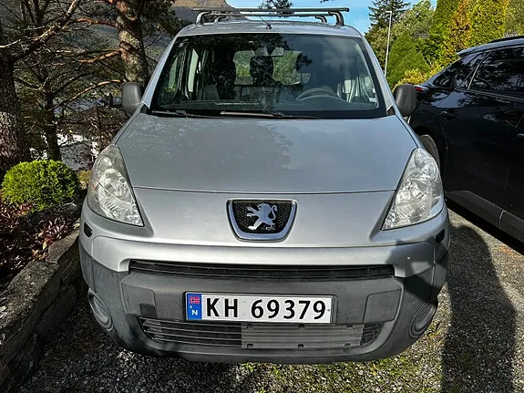 Peugeot Partner 2010 photo 3