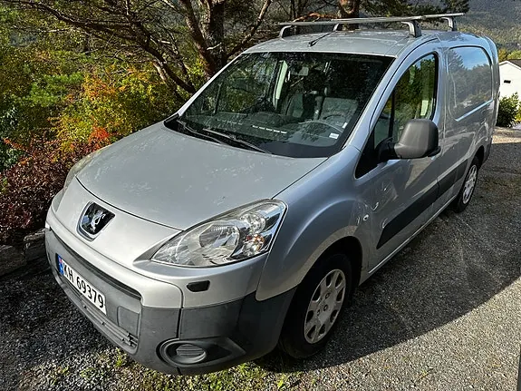 Peugeot Partner 2010 photo 4