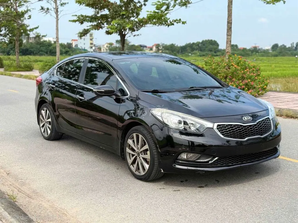 Kia K3 2015 photo 2