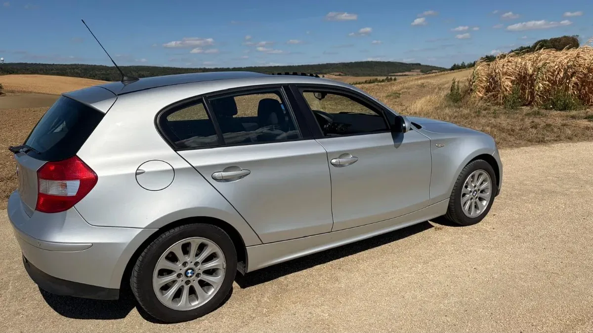 BMW 1 Series 2006 photo 2