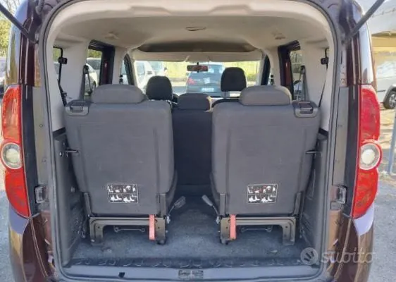 Fiat Doblo 2011 photo 4