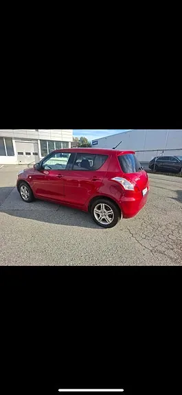 Suzuki Swift 2011 photo 5