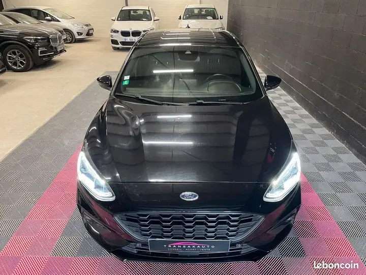 Ford Focus 2020 photo 2
