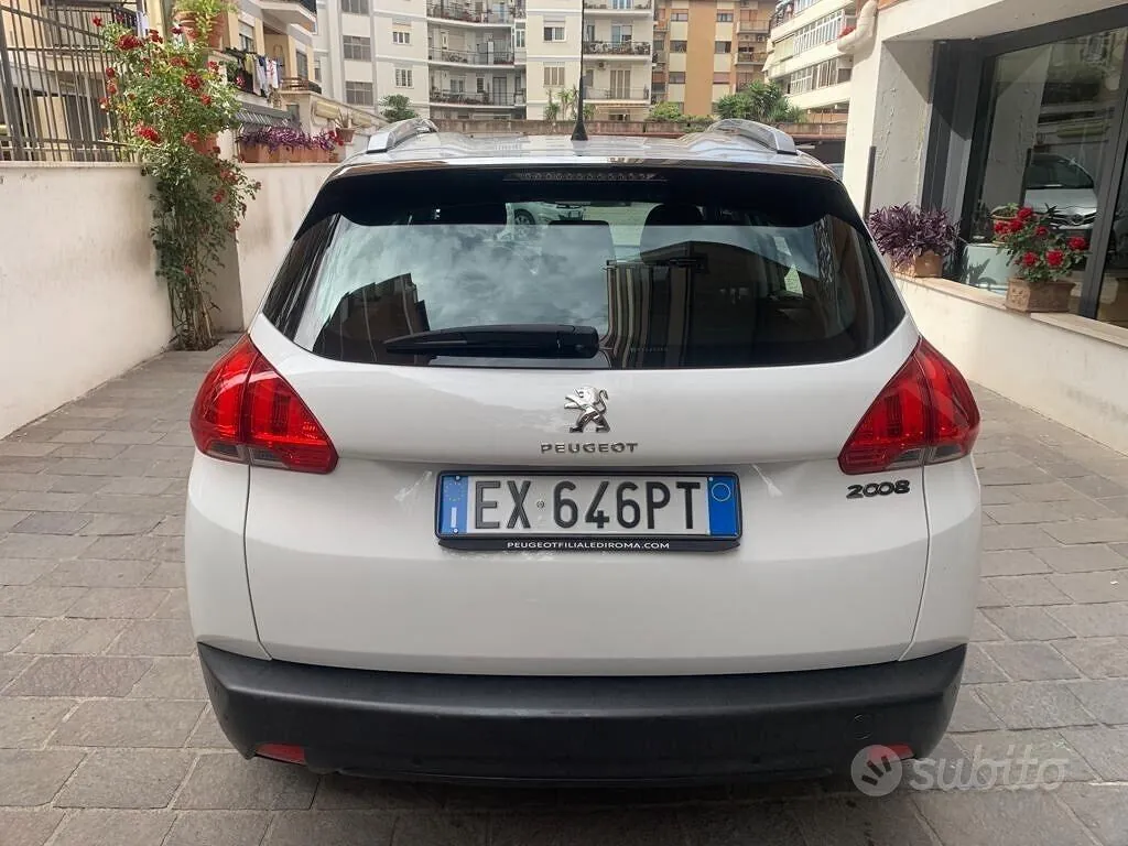 Peugeot 2008 2015 photo 5