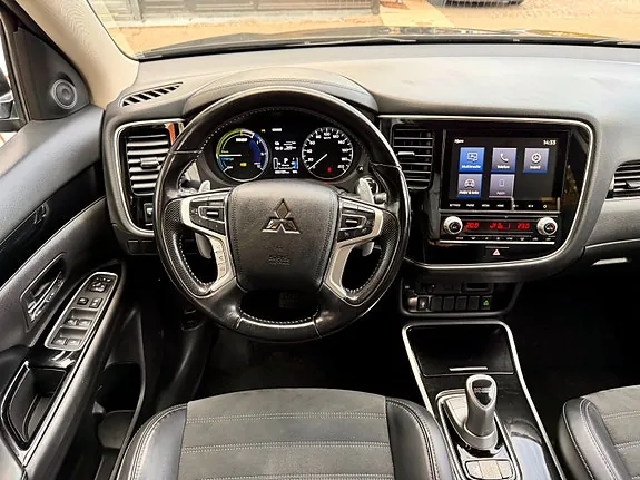 Mitsubishi Outlander 2020 photo 5