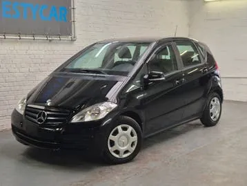 Mercedes-Benz A160 2012 photo 2