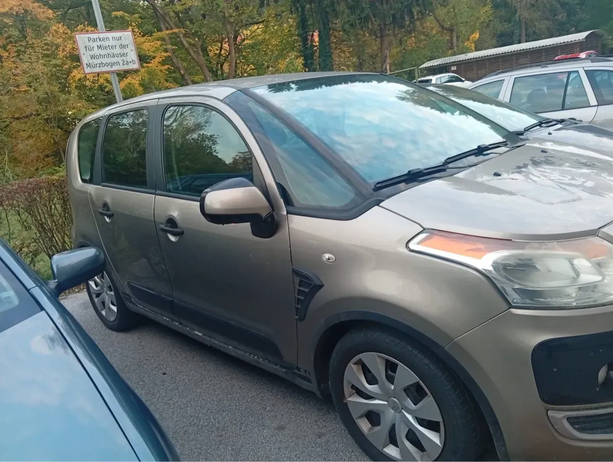 Citroen C3 Picasso 2009 photo 2