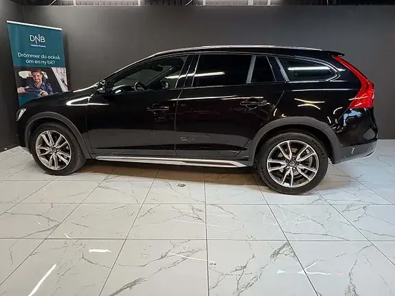 Volvo V60 Cross Country 2016 photo 5