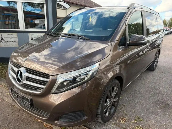 Mercedes-Benz V-Class