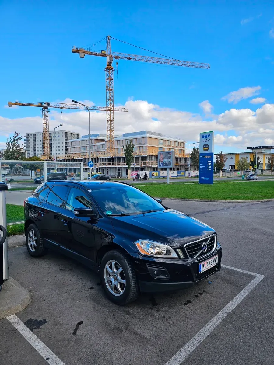 Volvo Ex60 2010 photo 2