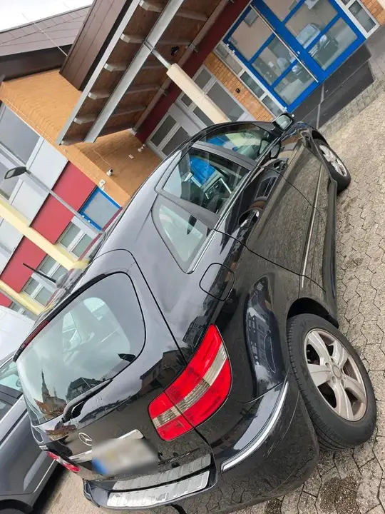 Mercedes-Benz B170