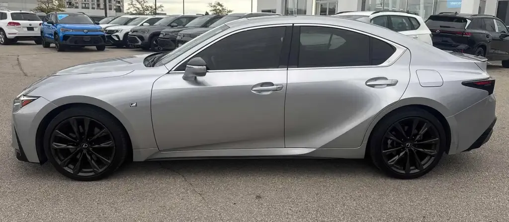 Lexus Is