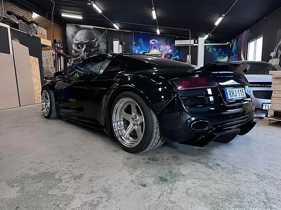 Audi R8 2012 photo 3