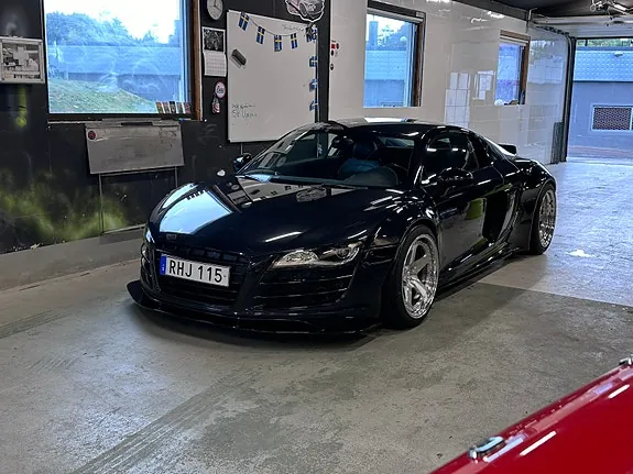 Audi R8