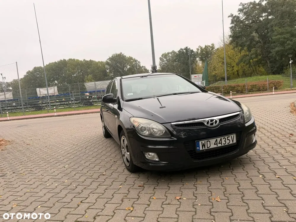 Hyundai I30 2010 photo 2