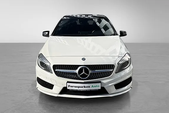Mercedes-Benz A180 2013 photo 2