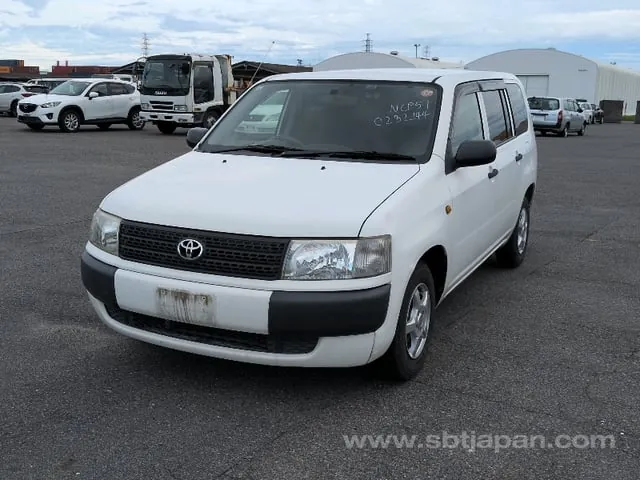 Toyota Probox 2012 photo 2