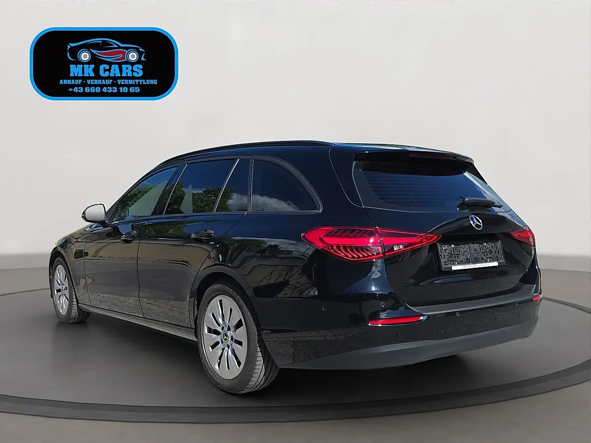 Mercedes-Benz C-Class 2023 photo 3