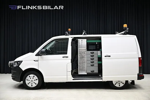 Volkswagen Transporter 2018 photo 5
