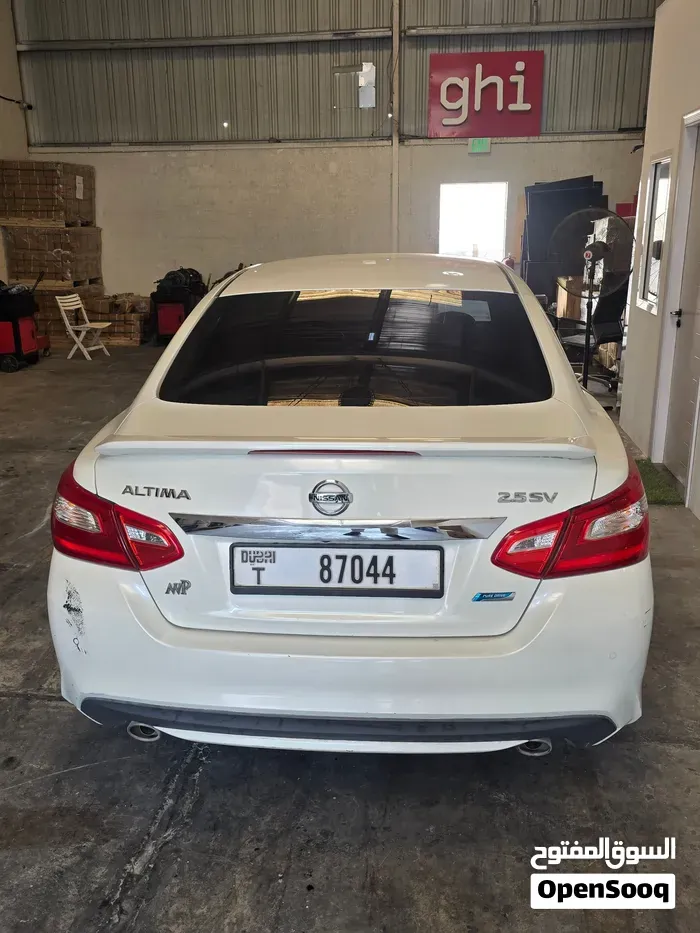 Nissan Altima
