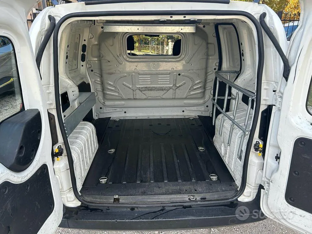 Fiat Fiorino 2016 photo 5