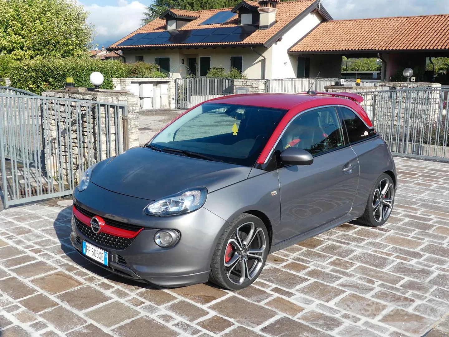 Opel Adam