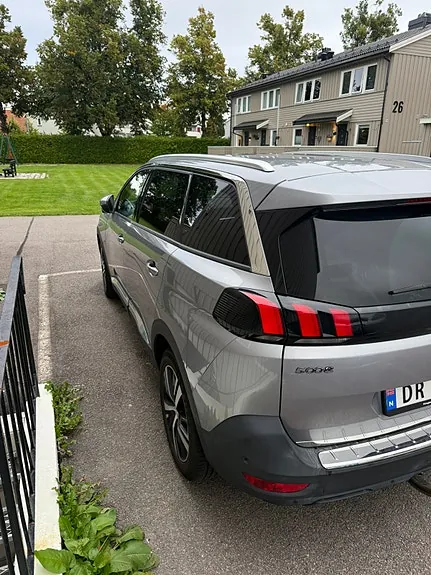 Peugeot 5008 2019 photo 4