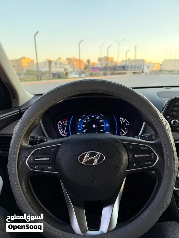 Hyundai Santa Fe 2021 photo 4