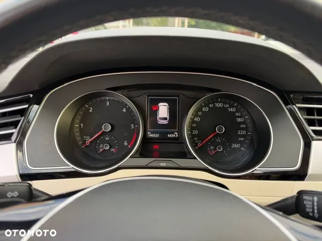Volkswagen Passat 2016 photo 3
