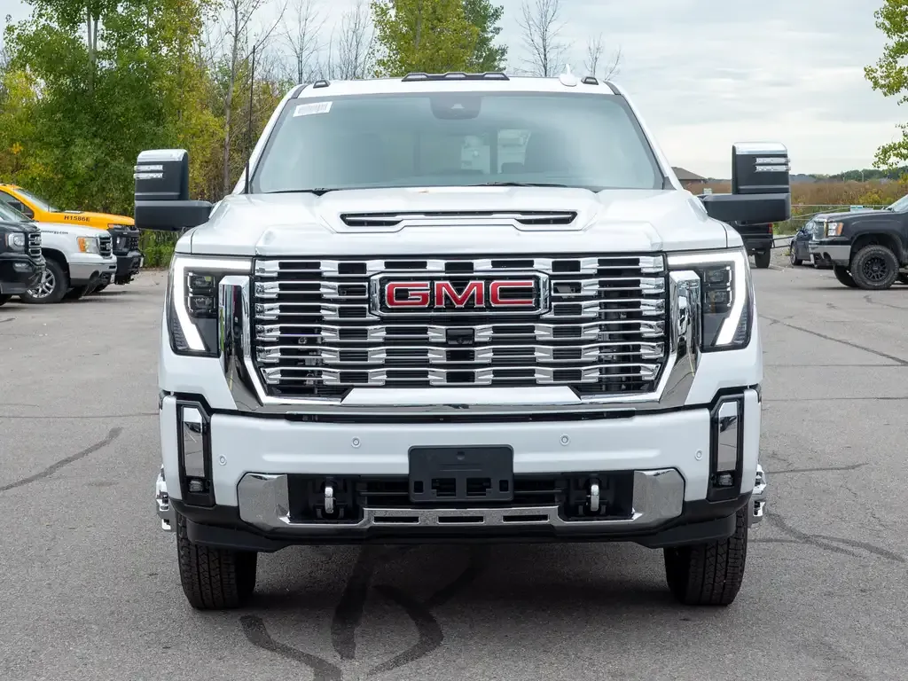 GMC Sierra 3500Hd 2026 photo 3