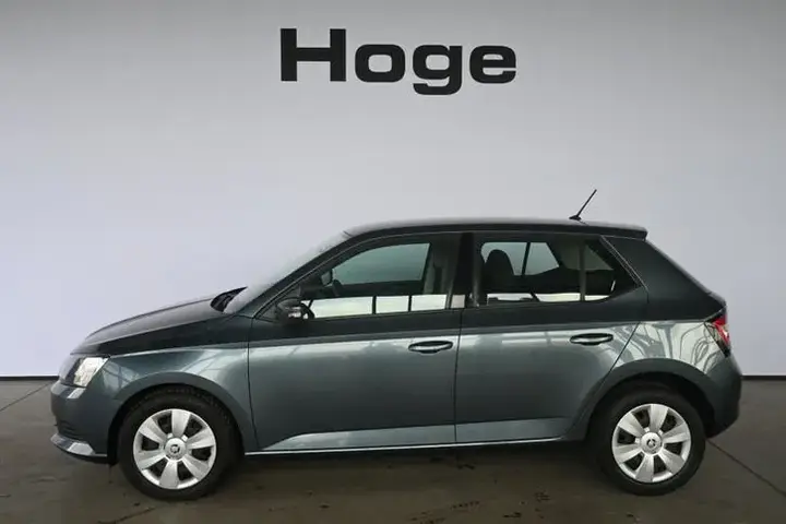 Skoda Fabia 2017 photo 3