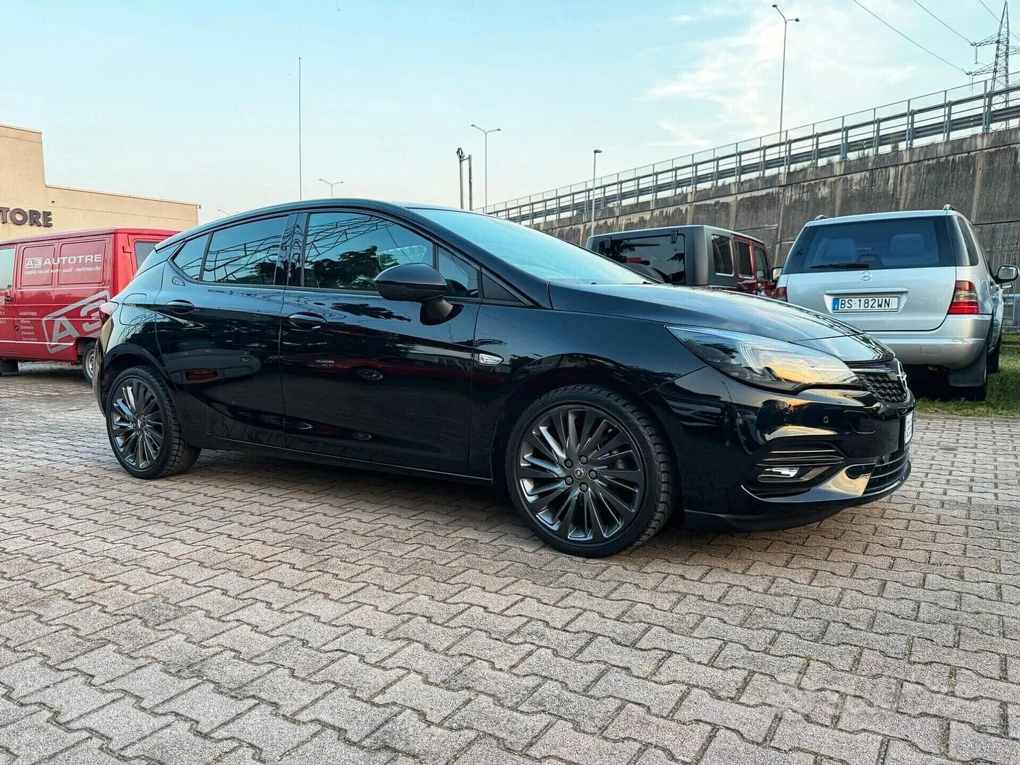 Opel Astra 2020 photo 3