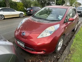 Nissan Leaf 2012 photo 3