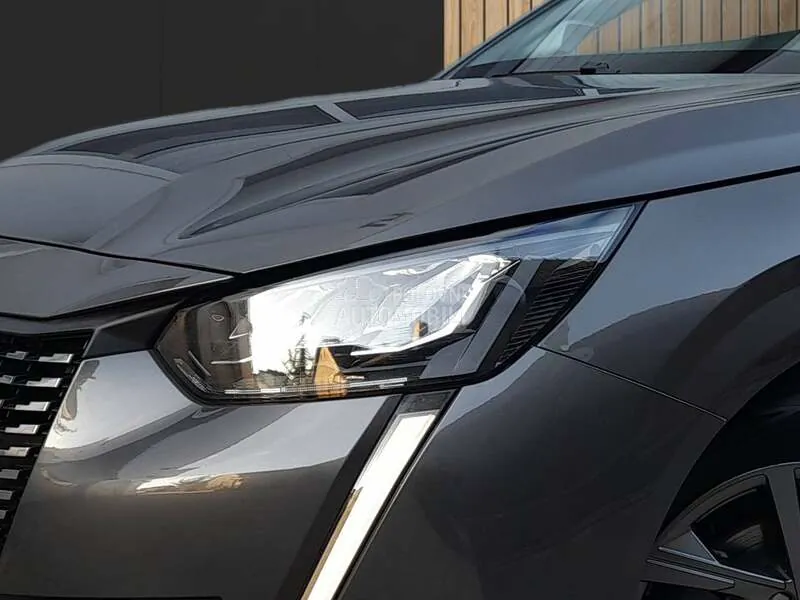 Peugeot 208 2022 photo 5