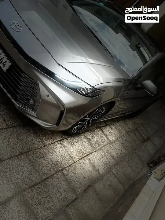 Toyota Camry 2025 photo 2