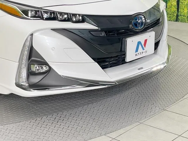 Toyota Prius Phv 2022 photo 3