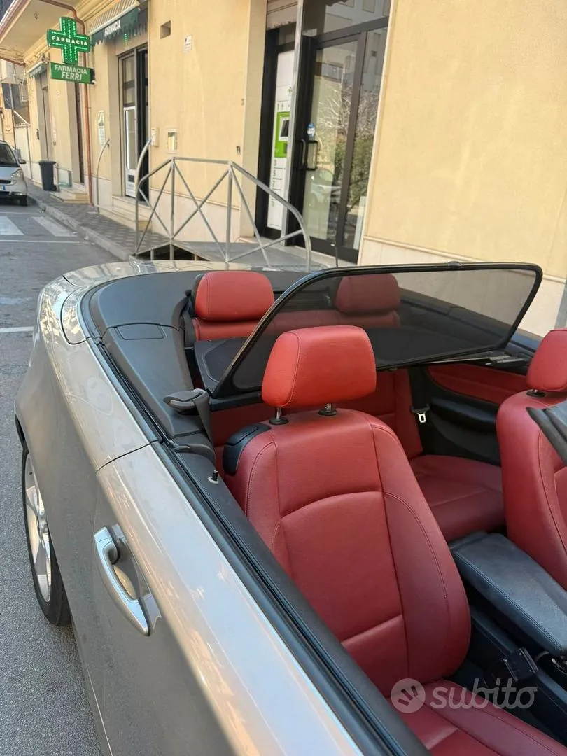 BMW 1 Series 2011 photo 4