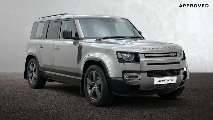 Land Rover Defender 110