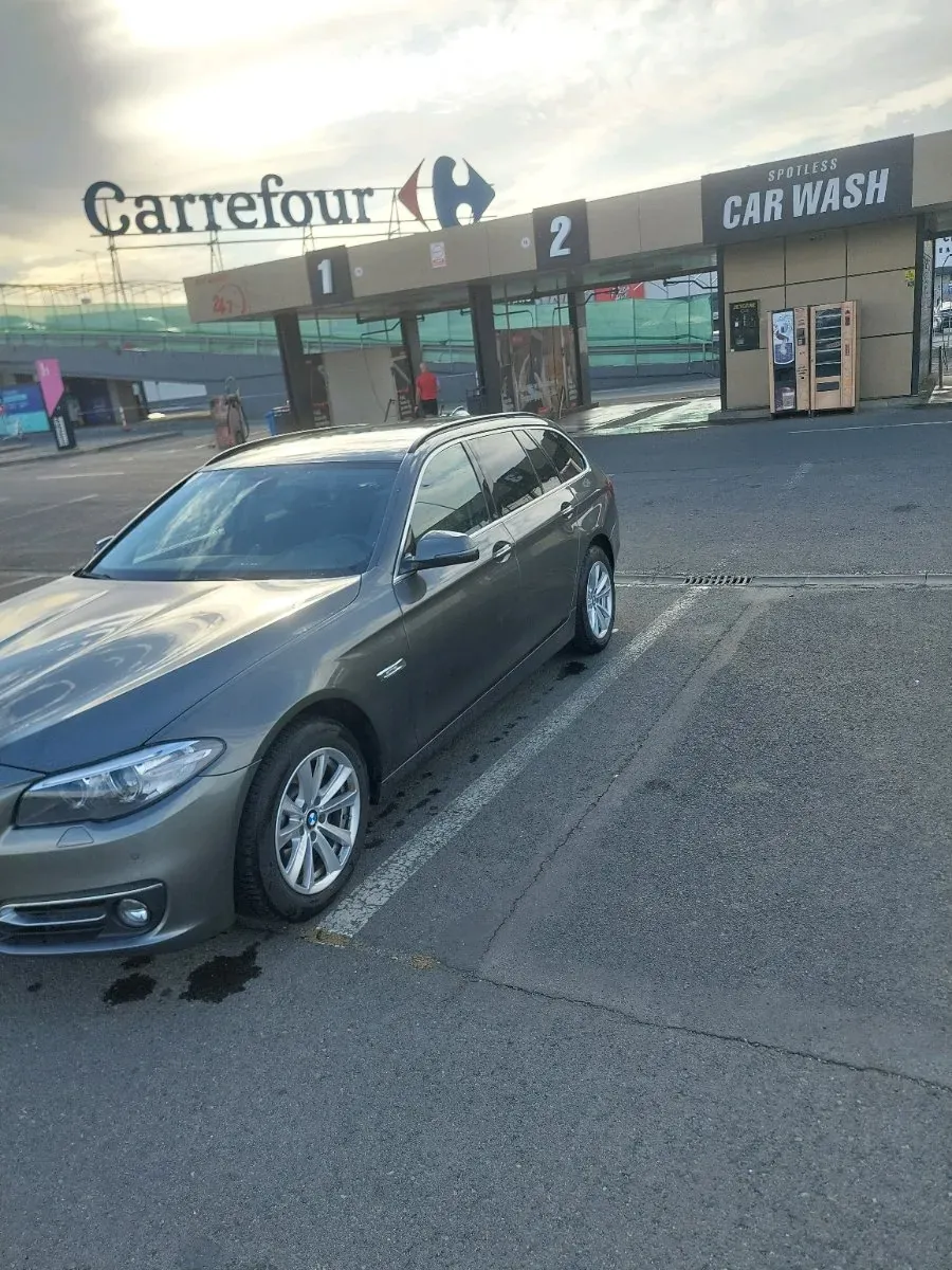 BMW 5 Series 2013 photo 2