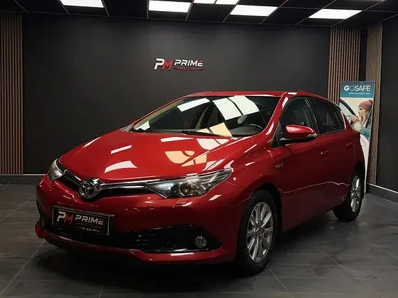 Toyota Auris 2016 photo 2