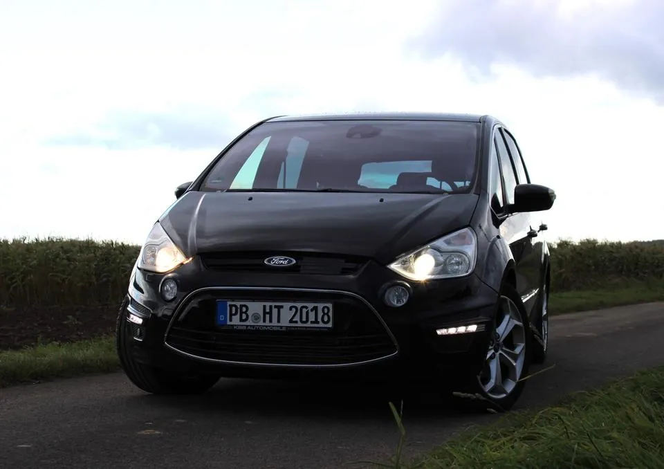Ford S-Max