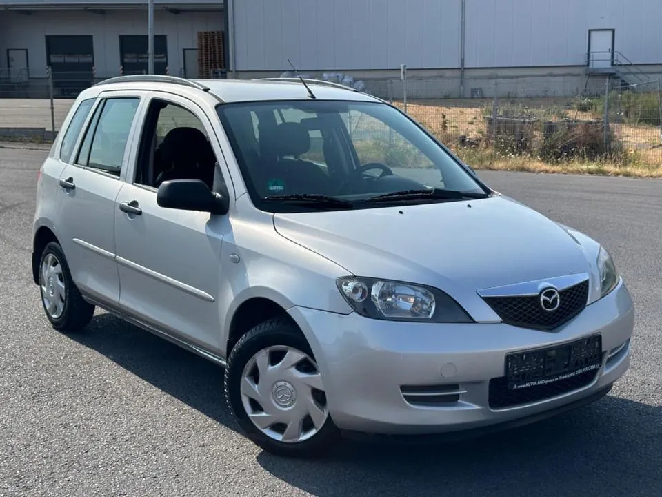Mazda 2