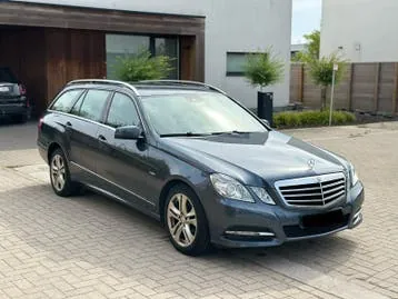 Mercedes-Benz E200