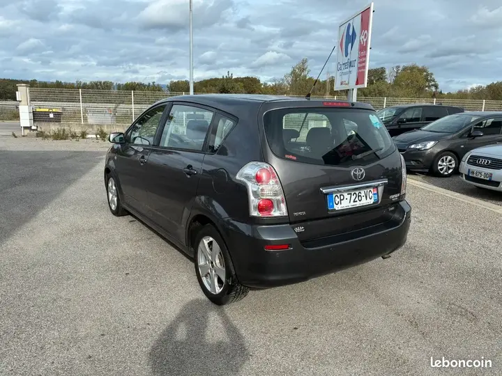Toyota Corolla Verso 2008 photo 3