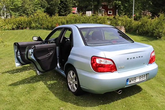 Subaru Impreza 2005 photo 4