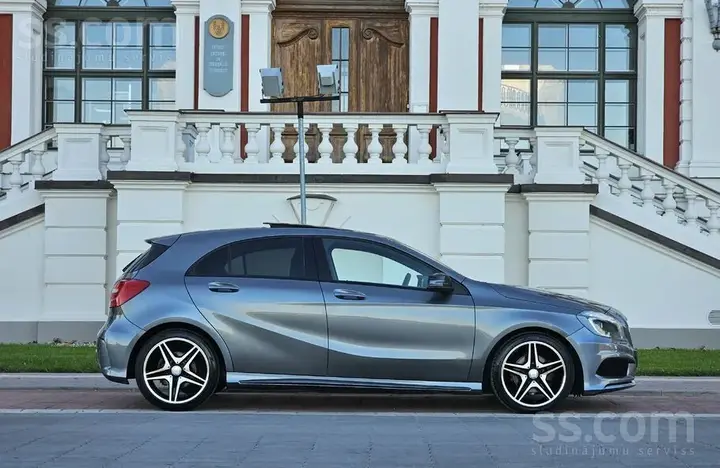 Mercedes-Benz A 180 2012 photo 3