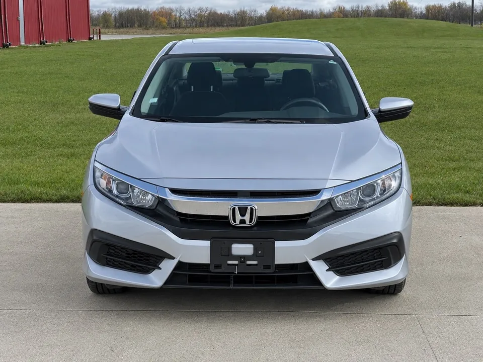 Honda Civic 2016 photo 2