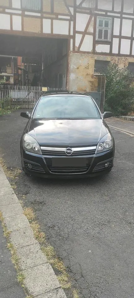 Opel Astra H